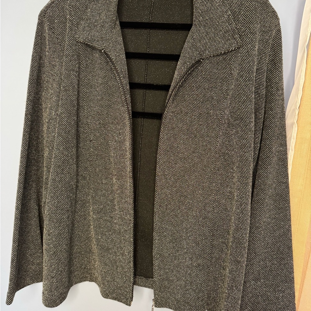 Worthington 2 pc set Black and White Knit Jacket and skirt